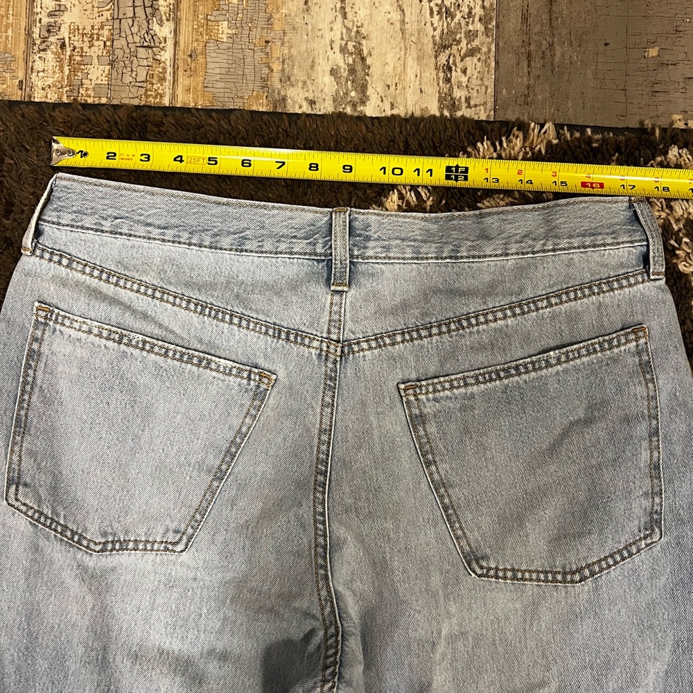 Women’s Light Wash Mid Rise Wide Leg Jeans Size 14 - Picture 5 of 6